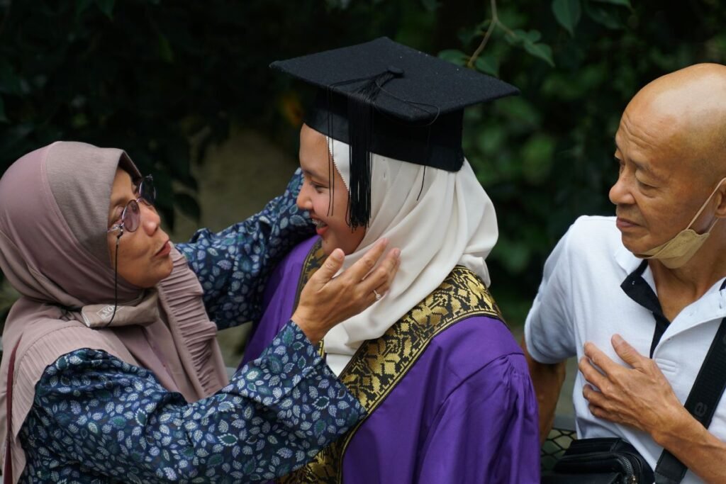 How Parents Can Help Without Taking Over the College Search